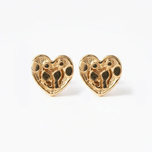 18K Gold Earrings with Exquisite Heart Design
